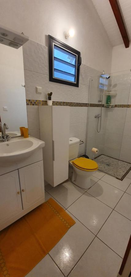 Les Cottages De Roseau كابستر-بيل-أو المظهر الخارجي الصورة